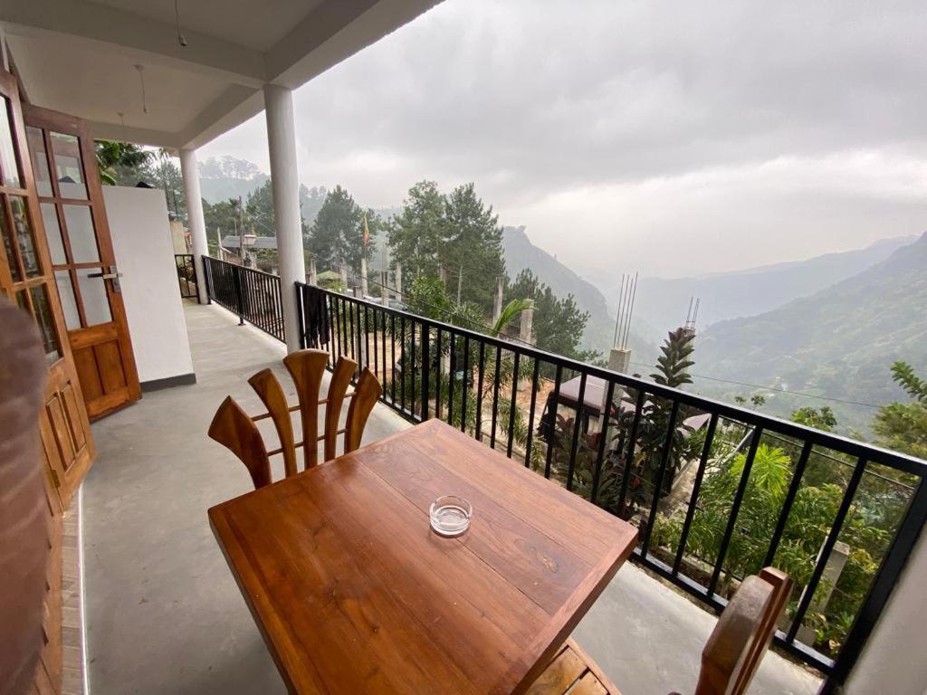 הוילה אלה Misty Peak View מראה חיצוני תמונה
